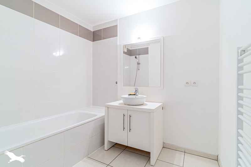Vente Appartement EYSINES - 2 pièces -54 m² - (33320)