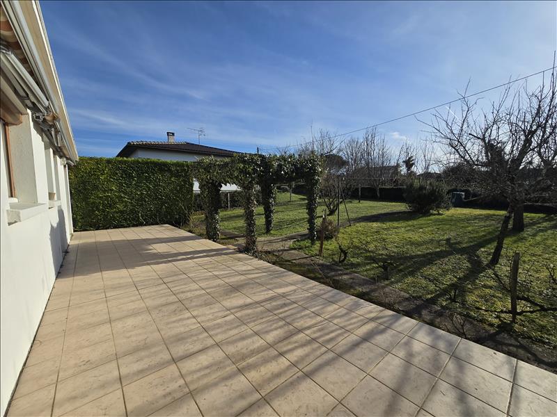 Vente Maison JONZAC - 4 pièces -95 m² - (17500)