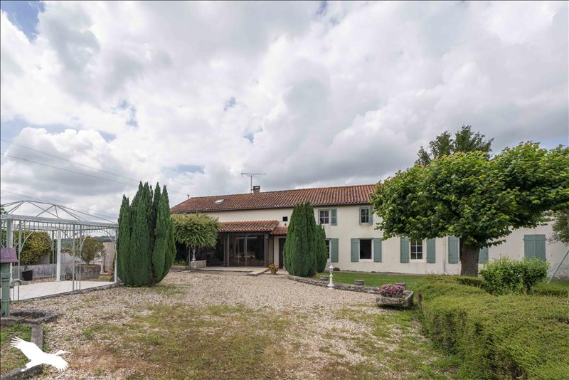 Vente Maison CLAM - 10 pièces -251 m² - (17500)
