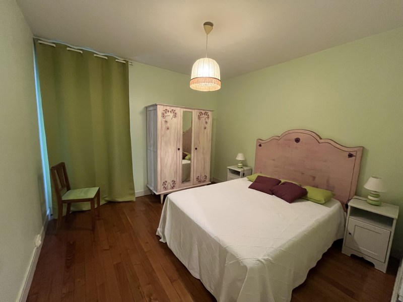 Vente Immeuble JONZAC - -  146 m² - (17500)