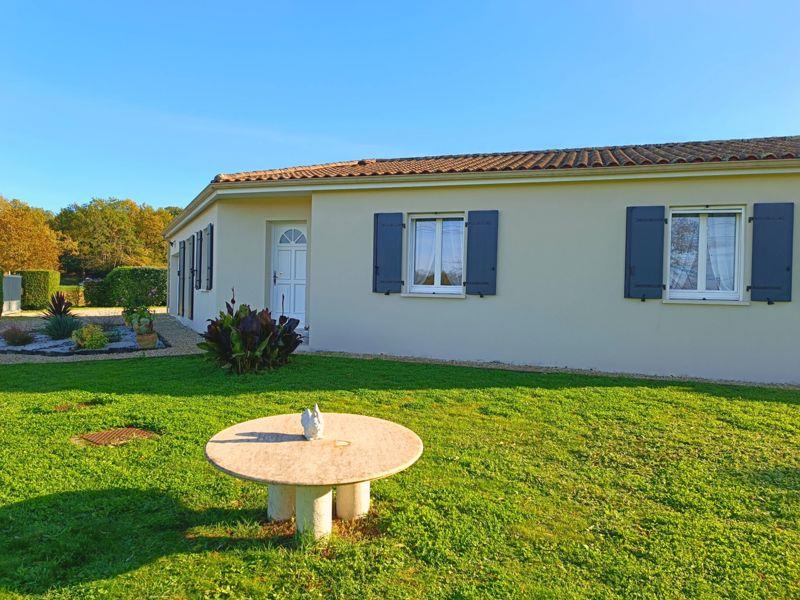 Vente Maison GUITINIERES - 4 pièces -100 m² - (17500)