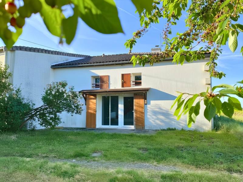Vente Immeuble ST GERMAIN DE LUSIGNAN - -  337 m² - (17500)