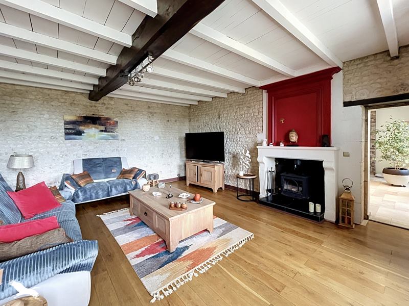 Vente Maison MORTIERS - 8 pièces -369 m² - (17500)
