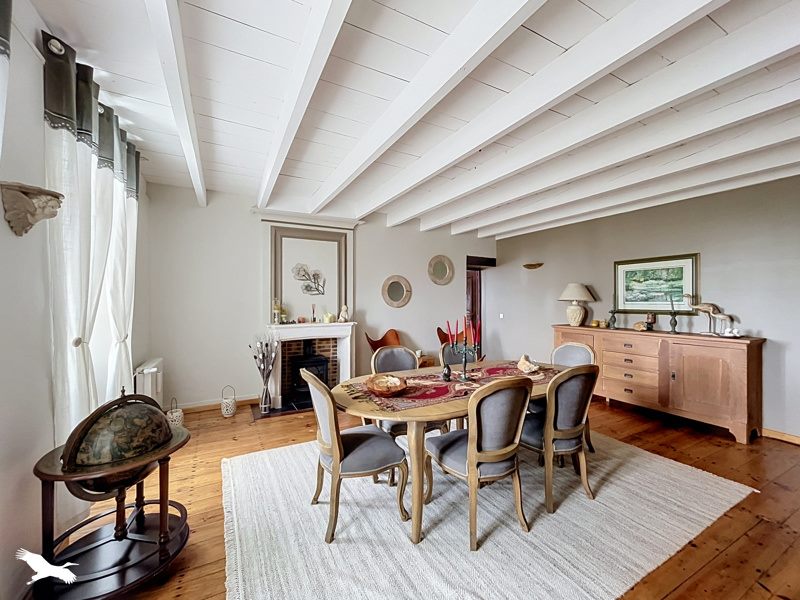 Vente Maison MORTIERS - 8 pièces -369 m² - (17500)
