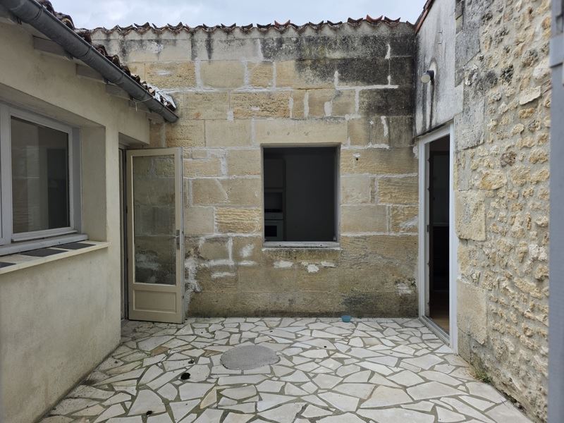 Vente Maison CLION - 6 pièces -130 m² - (17240)