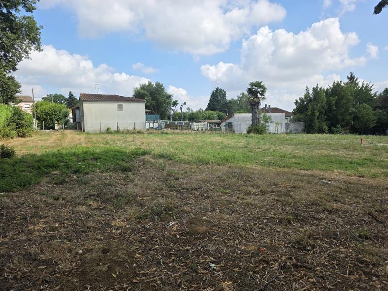 Vente Terrain JONZAC - -489 m² - (17500)