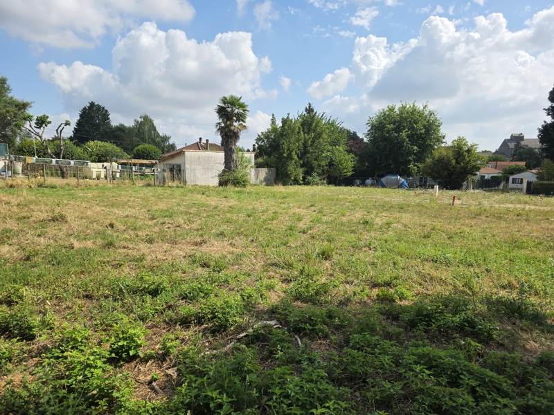 Vente Terrain JONZAC - -489 m² - (17500)