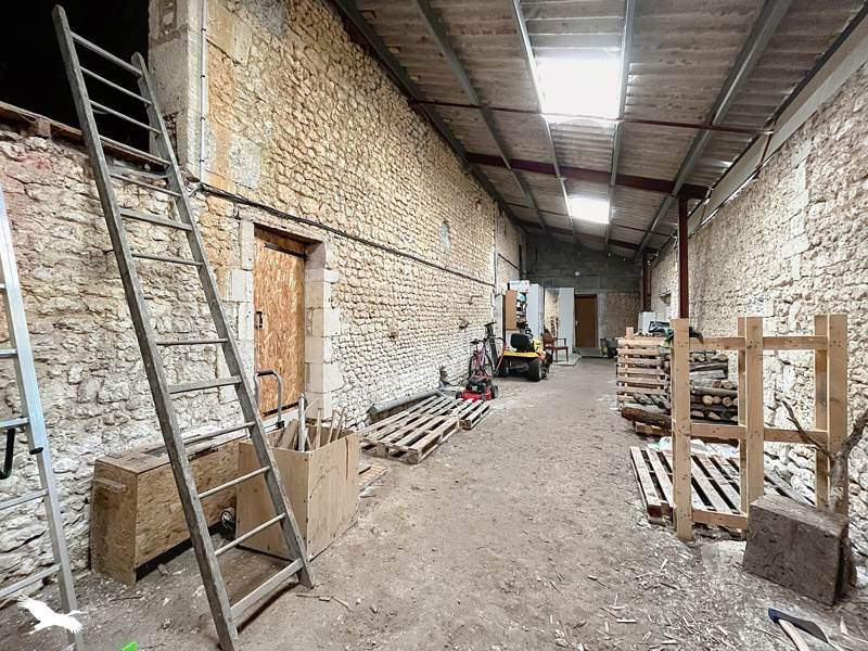 Vente Maison ST EUGENE - 5 pièces -129 m² - (17520)