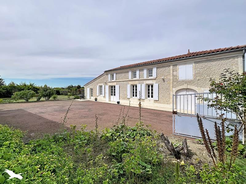 Maison 5 pièces 129 m² · à Saint-Eugène · 129 m² · 223 650 €