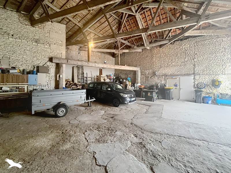 Vente Maison ARCHIAC - 6 pièces -160 m² - (17520)