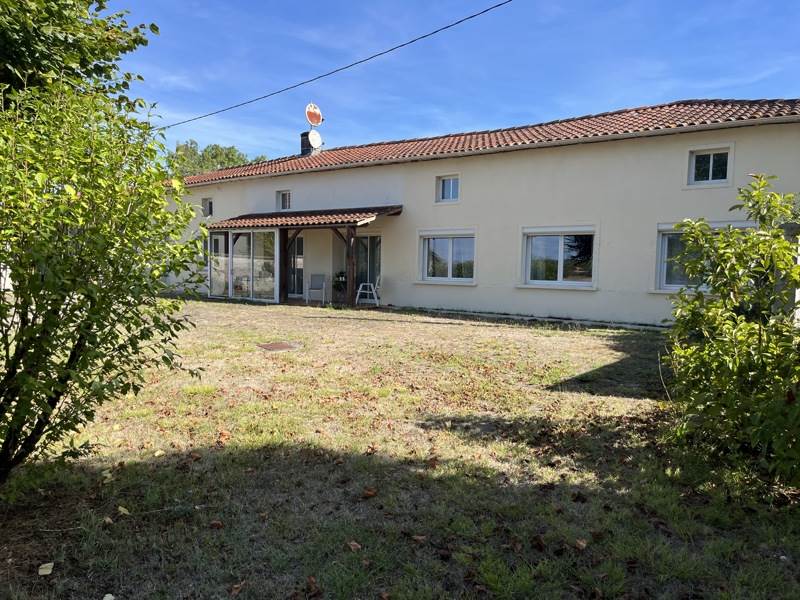 Maison 6 pièces 171 m² · à Saint-Médard · 171 m² · 265 500 €