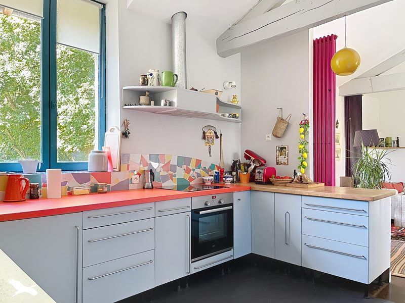 Vente Maison MOSNAC - 6 pièces -208 m² - (17240)