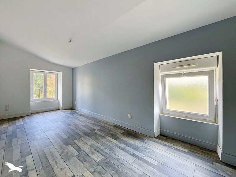 Vente Maison MOSNAC - 4 pièces -85 m² - (17240)