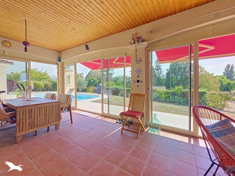 Vente Maison Saint-Maigrin - 5 pièces -147 m² - (17520)