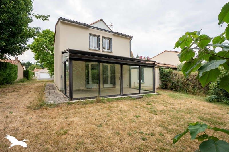 Vente Maison Jonzac - 4 pièces -118 m² - (17500)