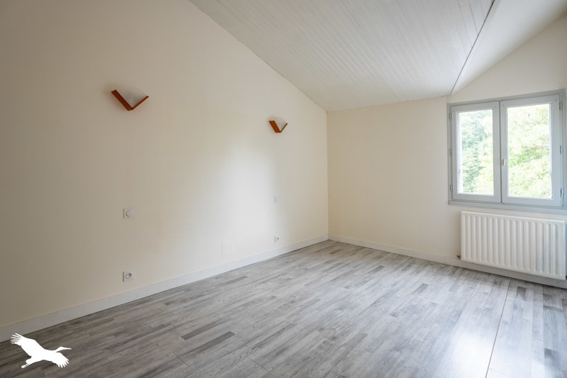 Vente Maison Jonzac - 4 pièces -118 m² - (17500)