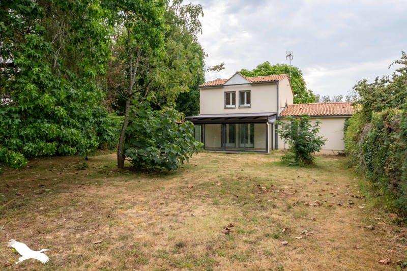Vente Maison Jonzac - 4 pièces -118 m² - (17500)