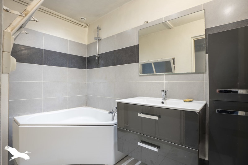 Vente Maison Neuillac - 6 pièces -160 m² - (17520)