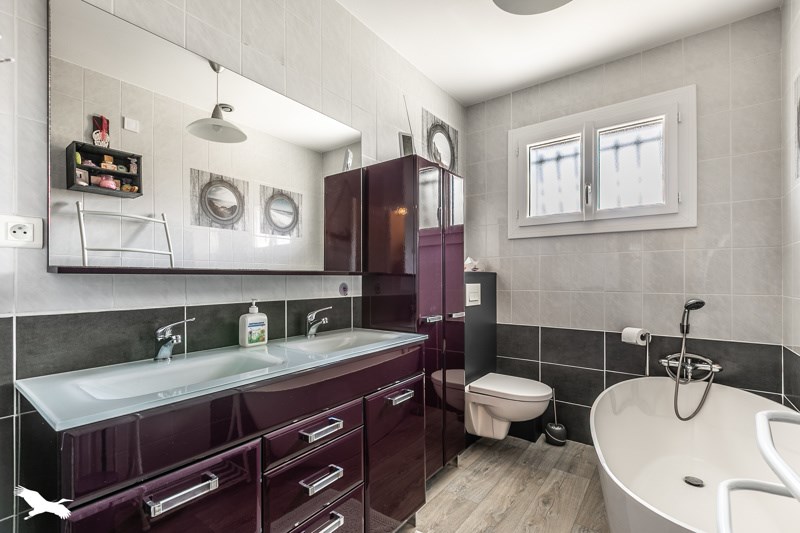 Vente Maison ST MEDARD EN JALLES - 6 pièces -120 m² - (33160)