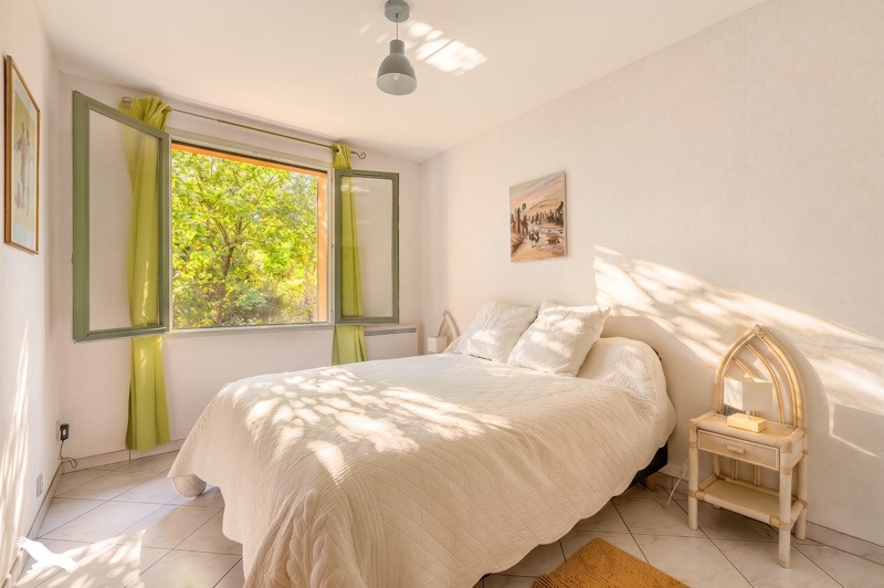 Vente Maison MARTIGNAS SUR JALLE - 5 pièces -149 m² - (33127)