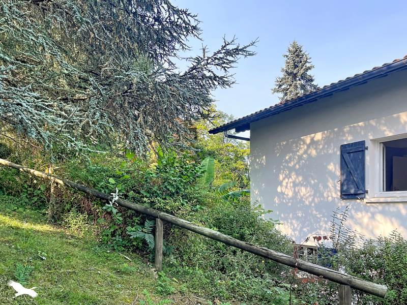 Vente Maison CAMBO LES BAINS - 9 pièces -260 m² - (64250)