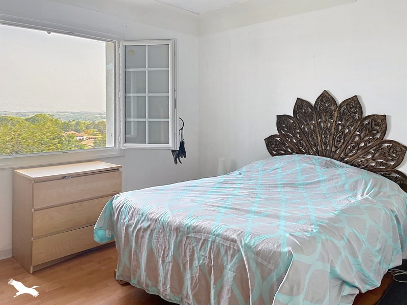 Vente Maison CAMBO LES BAINS - 9 pièces -260 m² - (64250)