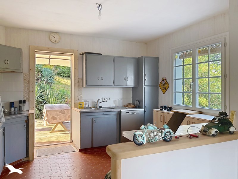 Vente Maison CAMBO LES BAINS - 9 pièces -260 m² - (64250)