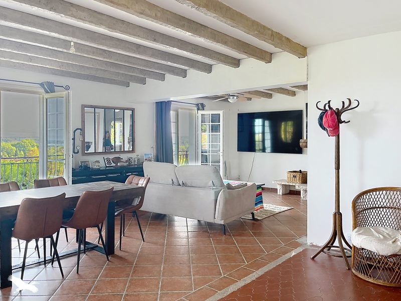 Vente Maison CAMBO LES BAINS - 9 pièces -260 m² - (64250)