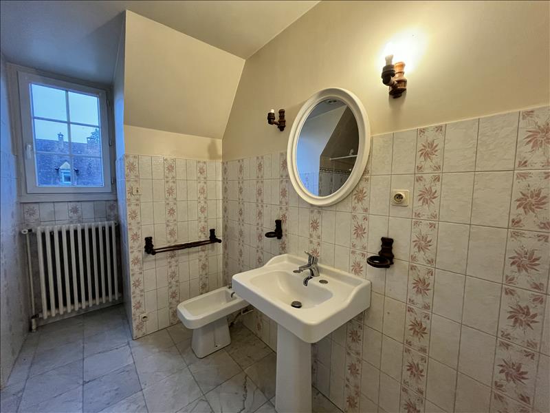 Vente Maison TERRASSON LAVILLEDIEU - 5 pièces -136 m² - (24120)