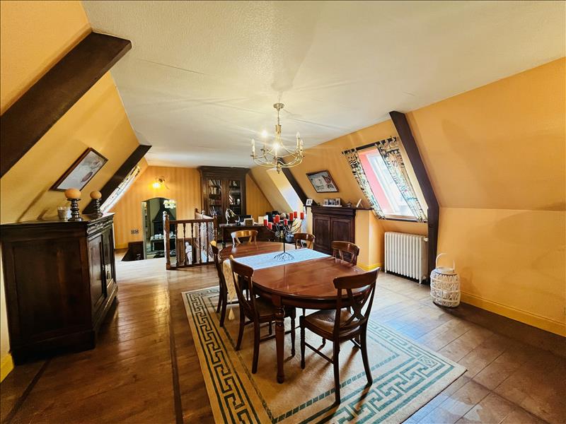 Vente Maison TERRASSON LAVILLEDIEU - 6 pièces -130 m² - (24120)