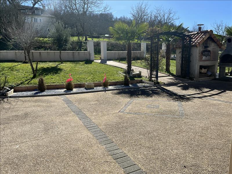 Vente Maison TERRASSON LAVILLEDIEU - 4 pièces -126 m² - (24120)