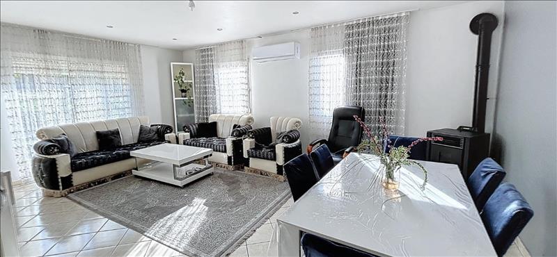 Vente Maison TERRASSON LAVILLEDIEU - 4 pièces -126 m² - (24120)