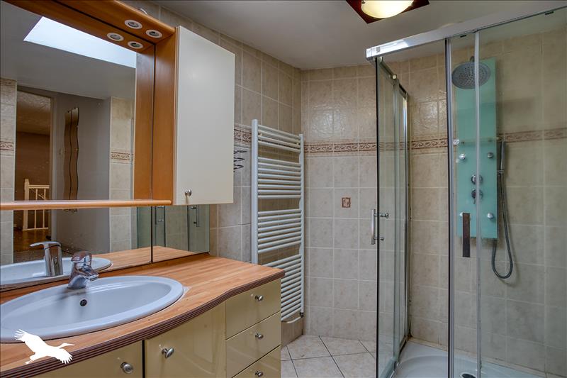 Vente Immeuble CUBLAC - -  320 m² - (19520)