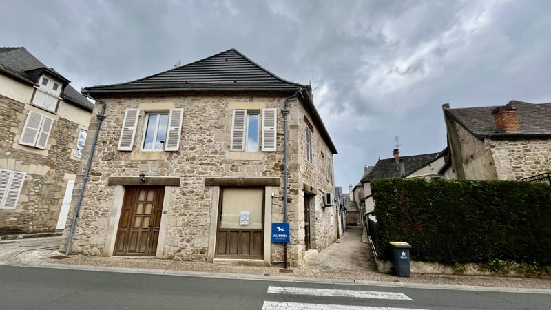 Vente Immeuble CUBLAC - -  163 m² - (19520)