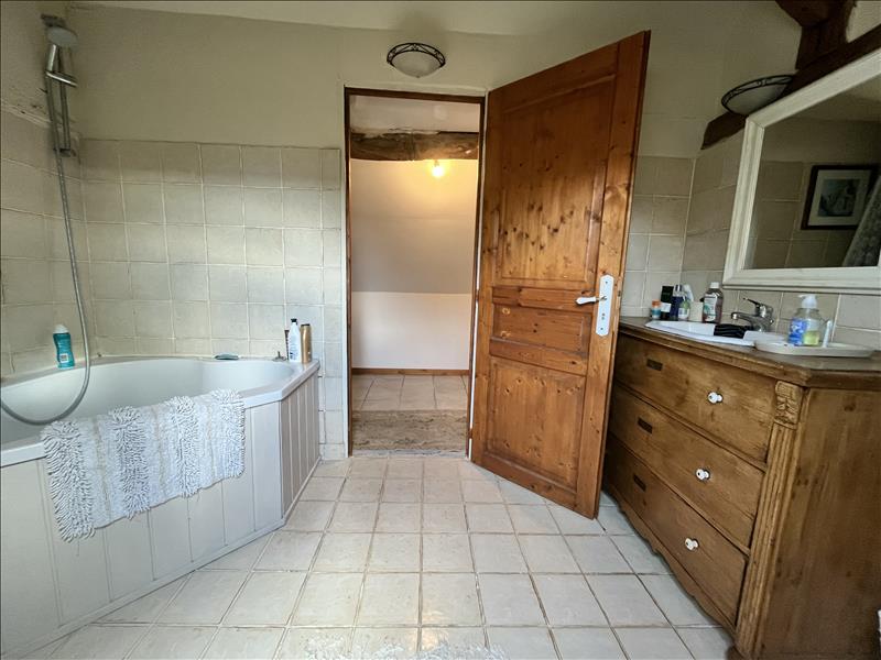 Vente Maison TERRASSON LAVILLEDIEU - 6 pièces -200 m² - (24120)