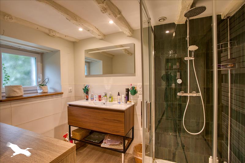 Vente Maison TERRASSON LAVILLEDIEU - 8 pièces -203 m² - (24120)