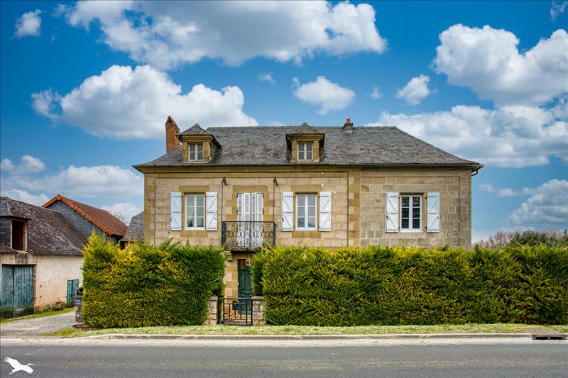 Vente Maison PAZAYAC - 8 pièces -168 m² - (24120)