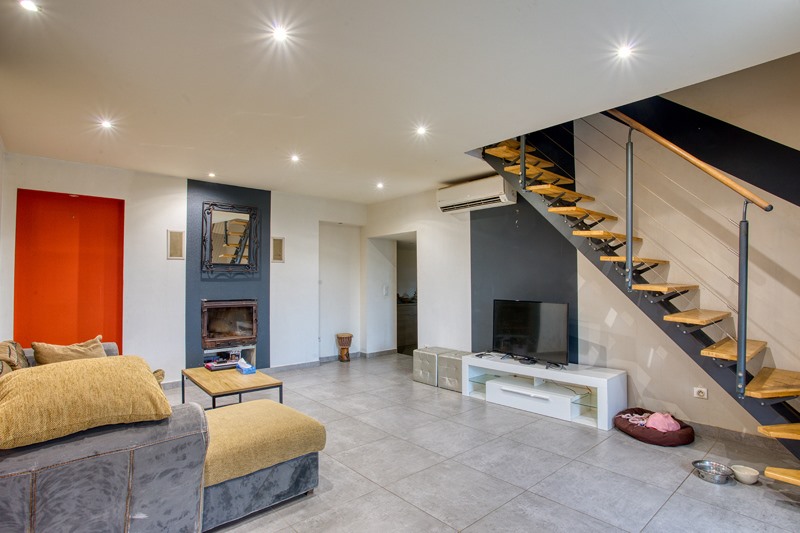 Vente Maison TERRASSON LAVILLEDIEU - 4 pièces -152 m² - (24120)