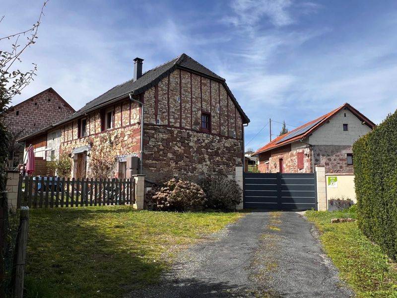 Vente Maison CUBLAC - 9 pièces -155 m² - (19520)