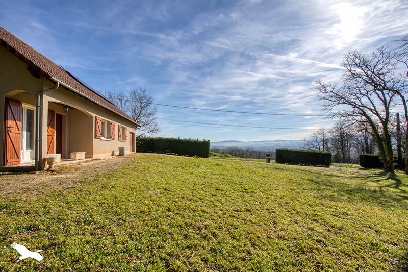 Vente Maison CUBLAC - 3 pièces -70 m² - (19520)