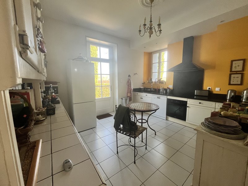 Vente Maison BRIGNAC LA PLAINE - 9 pièces -235 m² - (19310)