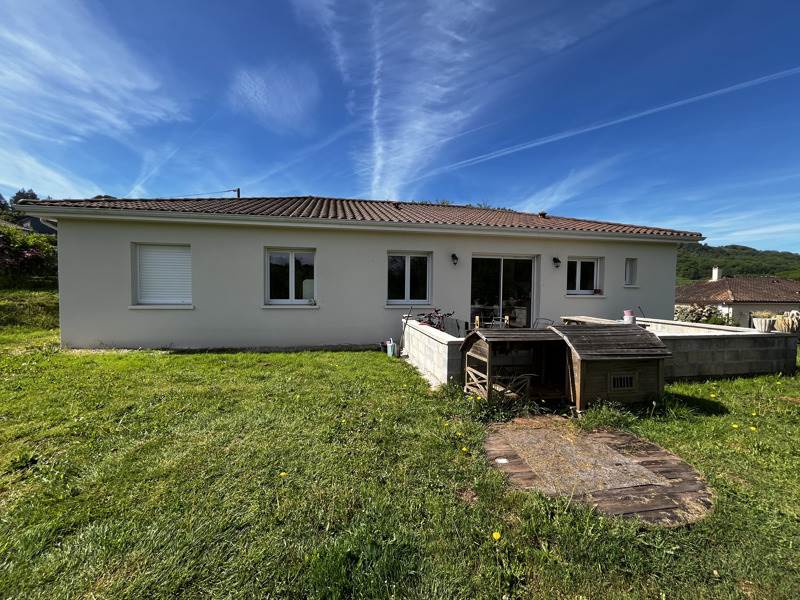 Maison Contemporaine à La Feuillade