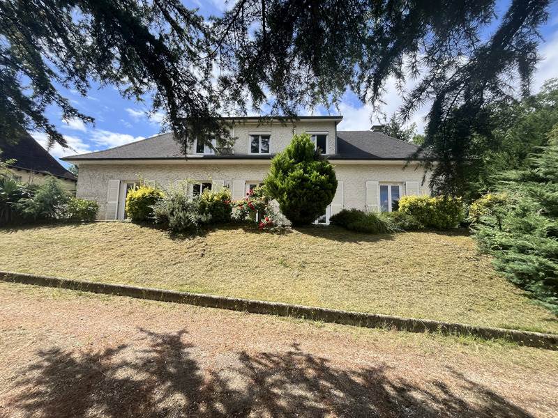 Vente Maison LA FEUILLADE - 7 pièces -255 m² - (24120)