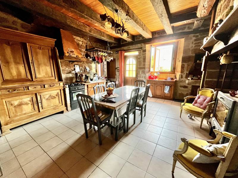Vente Maison VILLAC - 3 pièces -89 m² - (24120)