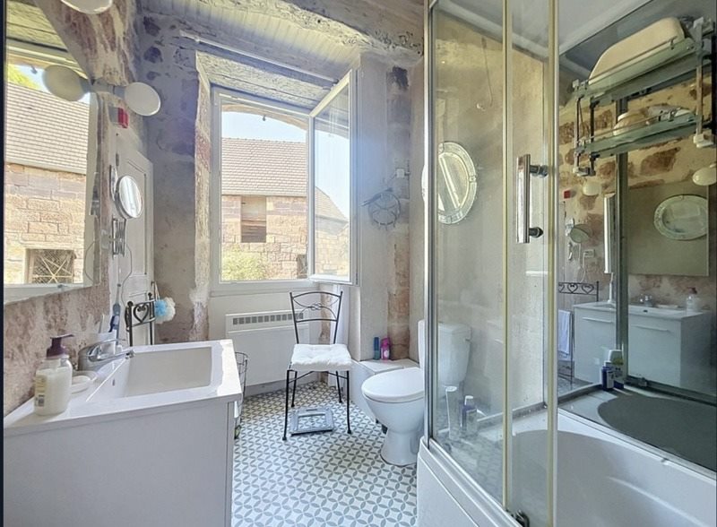 Vente Maison VILLAC - 6 pièces -250 m² - (24120)