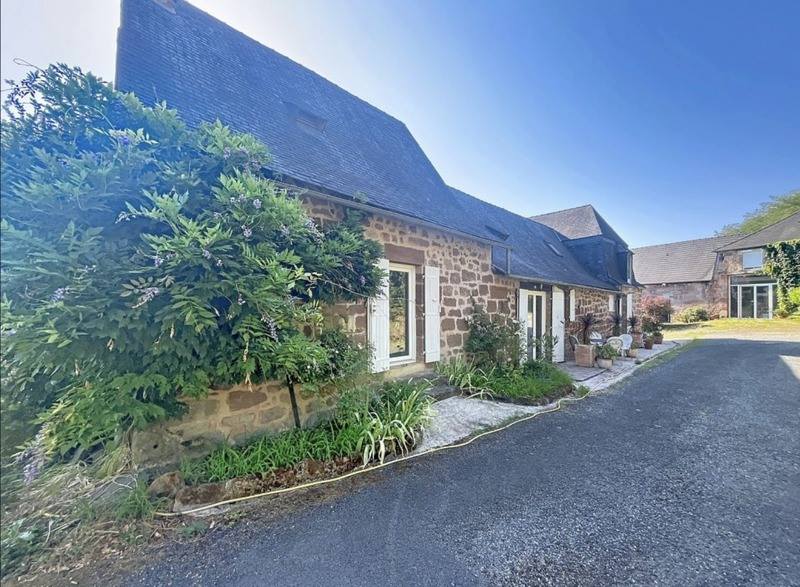 Vente Maison VILLAC - 6 pièces -250 m² - (24120)