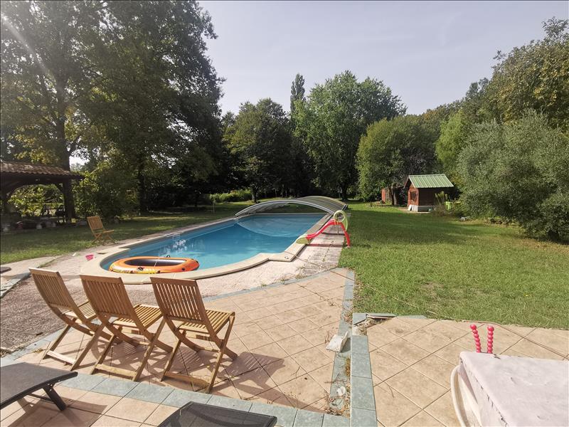 Vente Maison ST MORILLON - 6 pièces -163 m² - (33650)