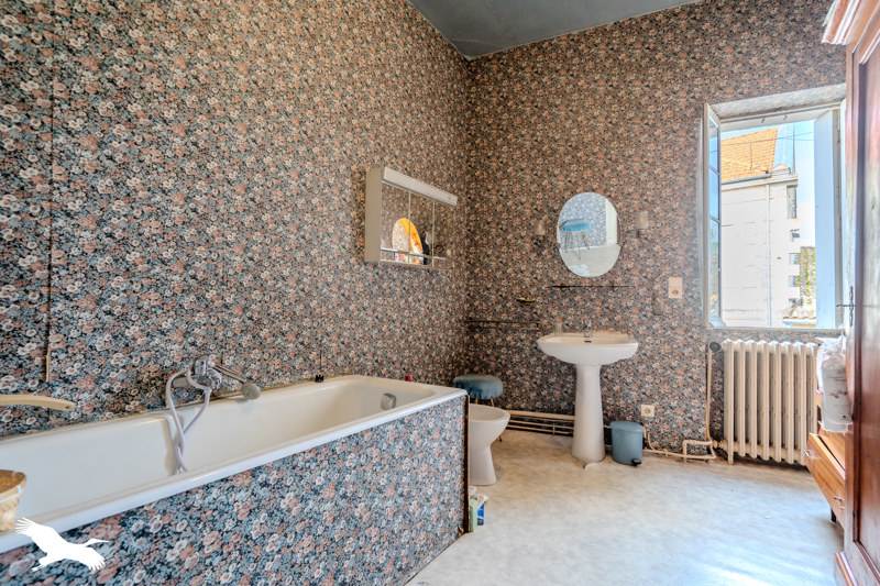 Vente Maison LANDIRAS - 8 pièces -212 m² - (33720)