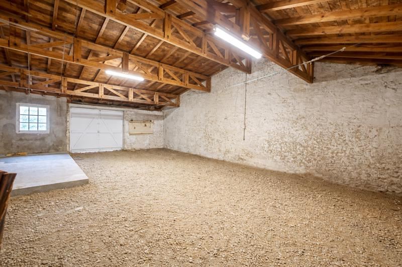 Vente Grange ST SELVE - 1 pièce -94 m² - (33650)