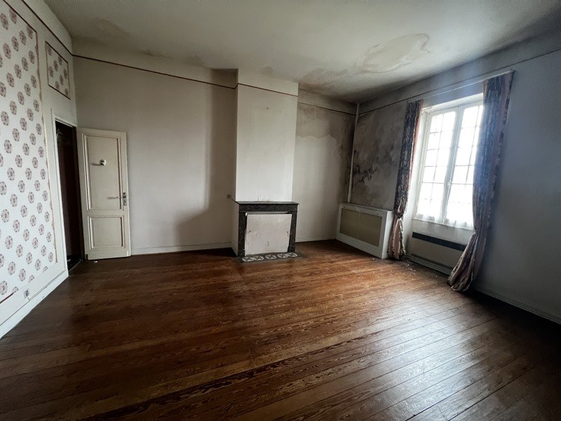 Vente Maison ST SELVE - 7 pièces -270 m² - (33650)
